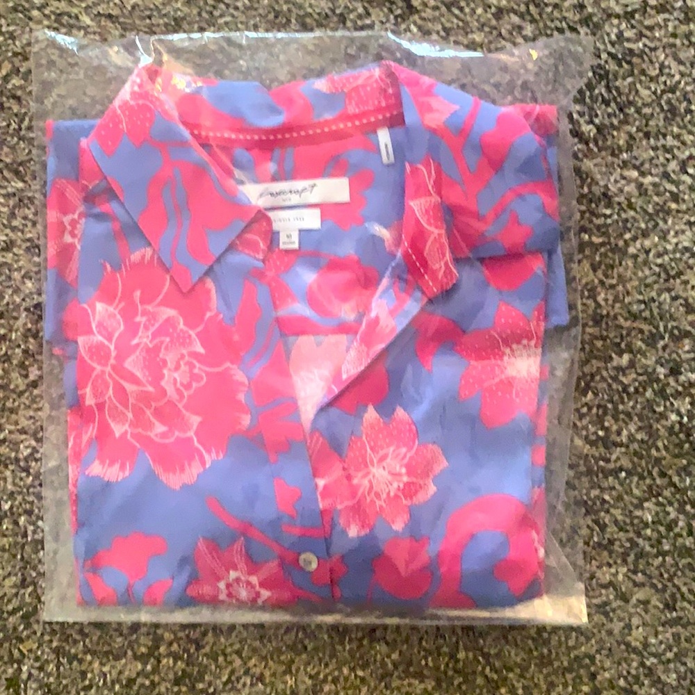 Foxcroft size 10. Beautiful